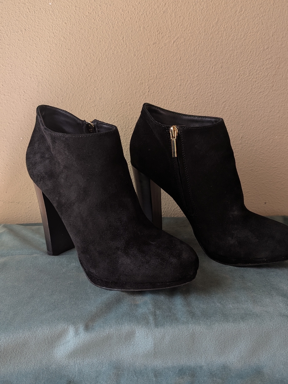 Victoria's Secret Black Suede High Block Heel Ankle Booties
